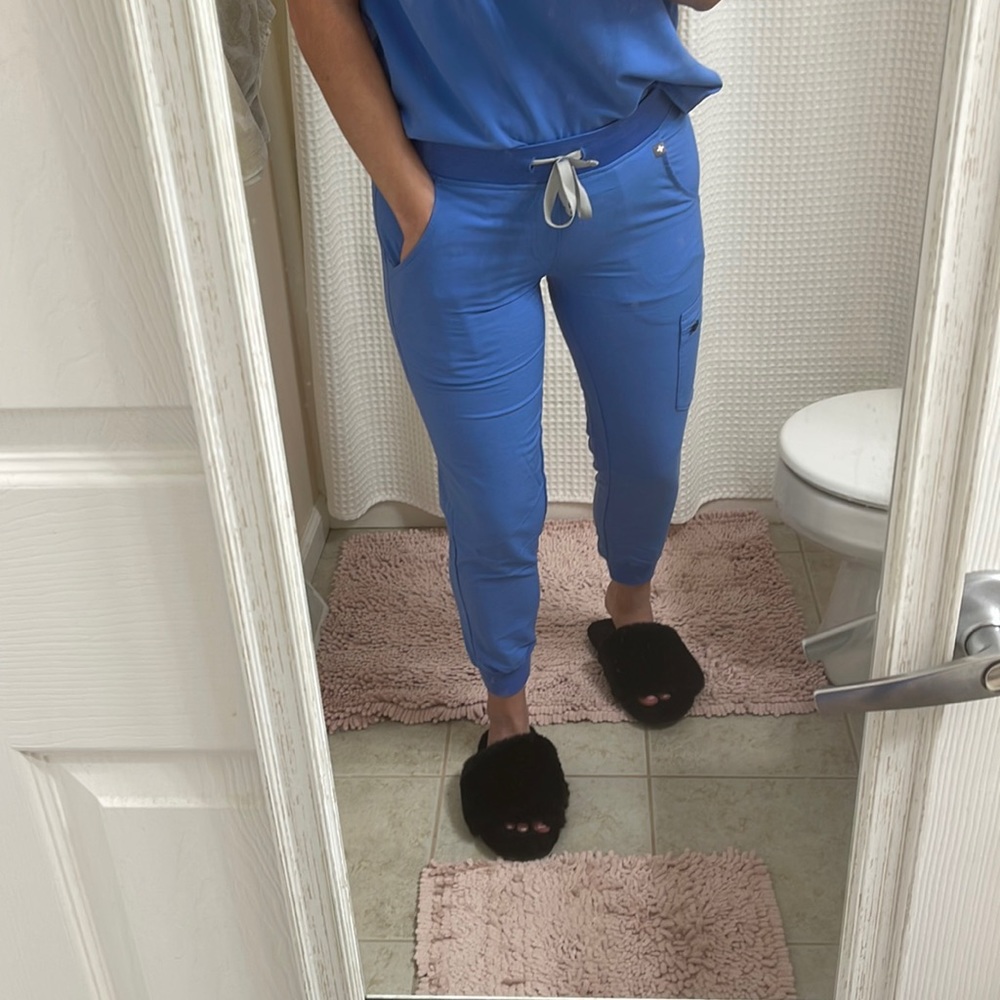 Figs scrub pants